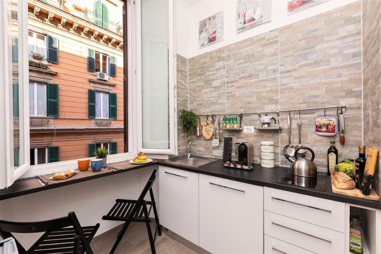 Boutique Domus Trastevere Bertani Rome Exterior photo
